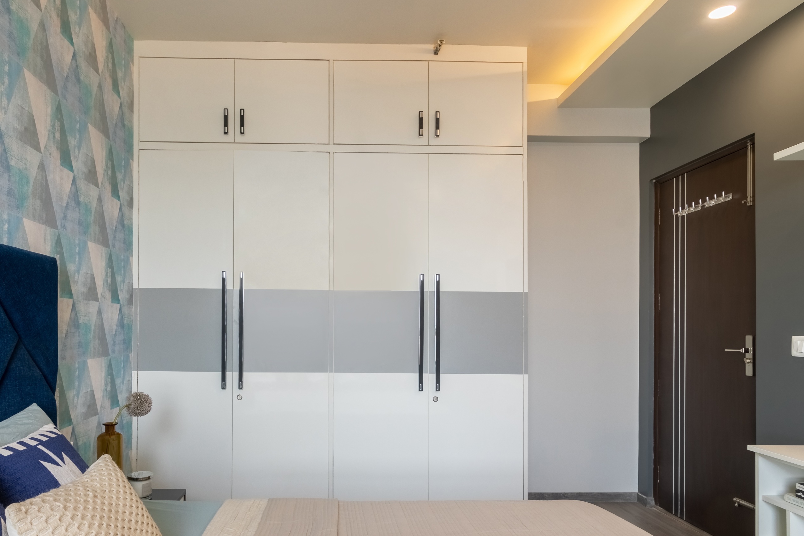 L-Shaped Drop Down False Ceiling Design For Bedroom | Livspace