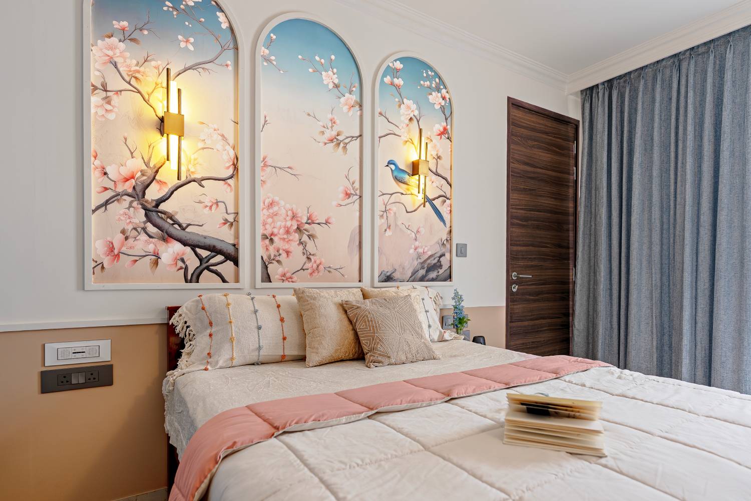 Trims with Wallpaper Multicolor Contemporary Wall Design with Arched ...