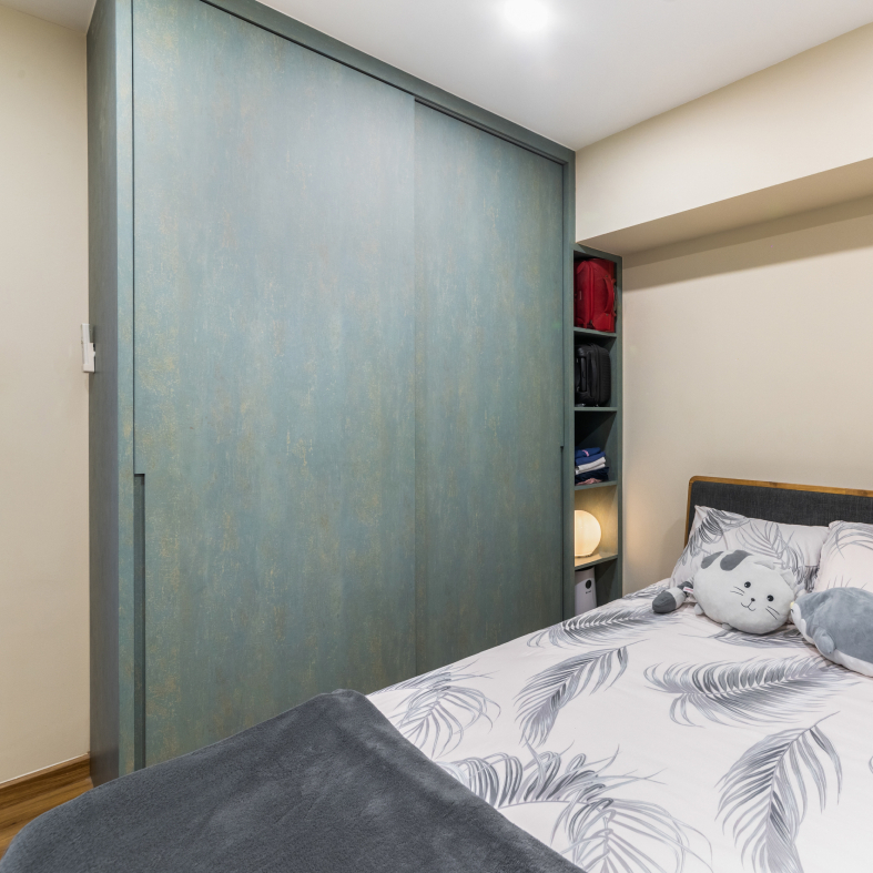 Compact Wardrobe Design In Green | Livspace