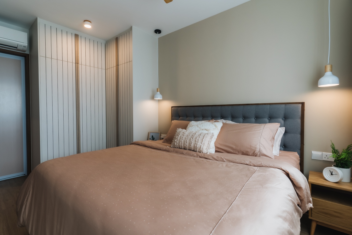 Modern Beige Wall Paint Design For Bedrooms | Livspace