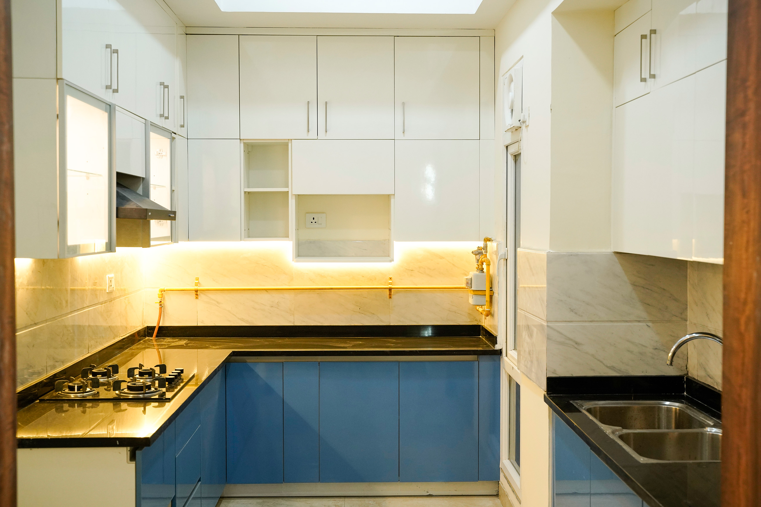 L-Shaped Modern Kitchen Design with Shore Blue Cabinets and Open ...