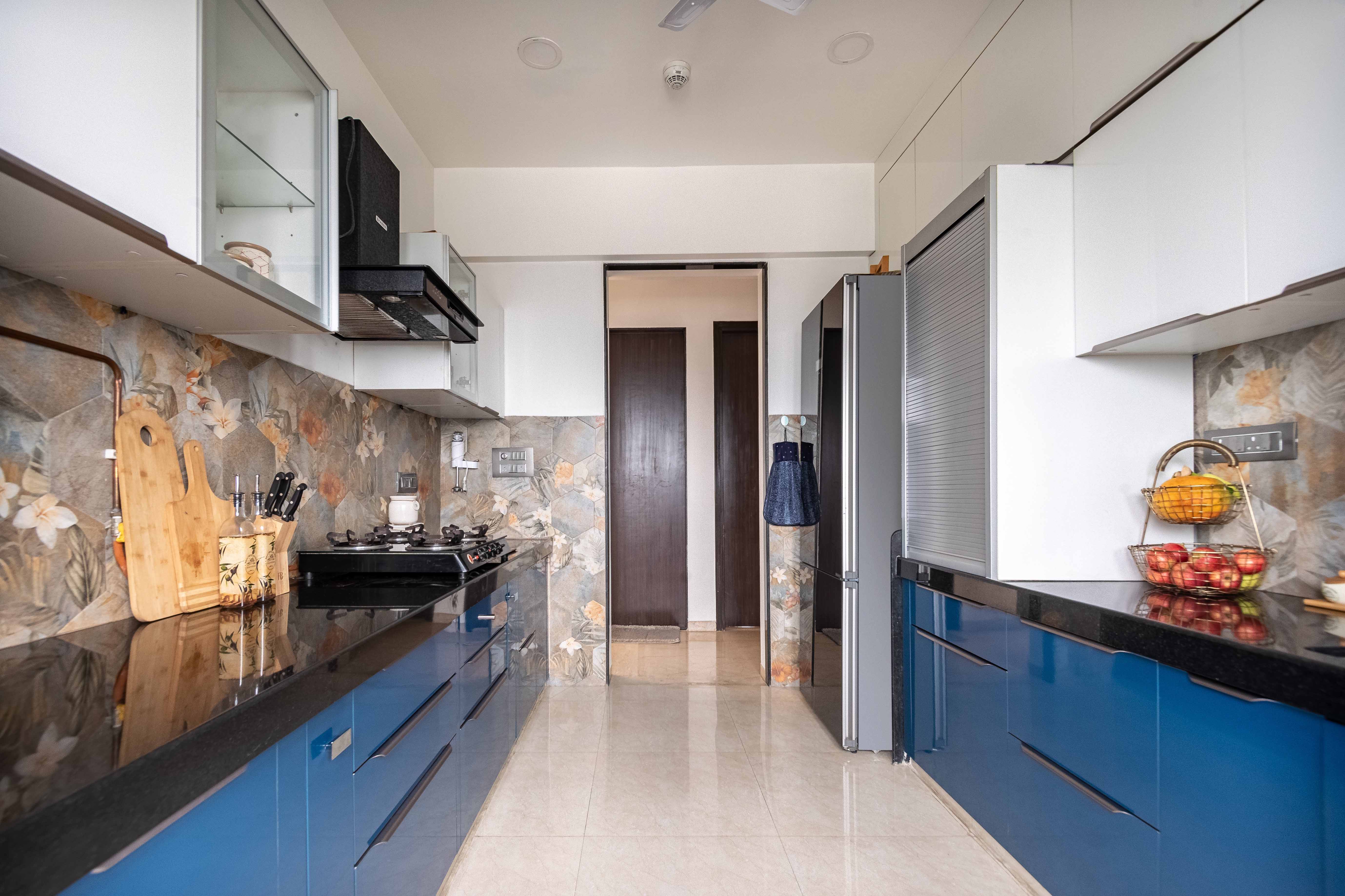 Spacious 2-BHK Flat In Mumbai | Livspace