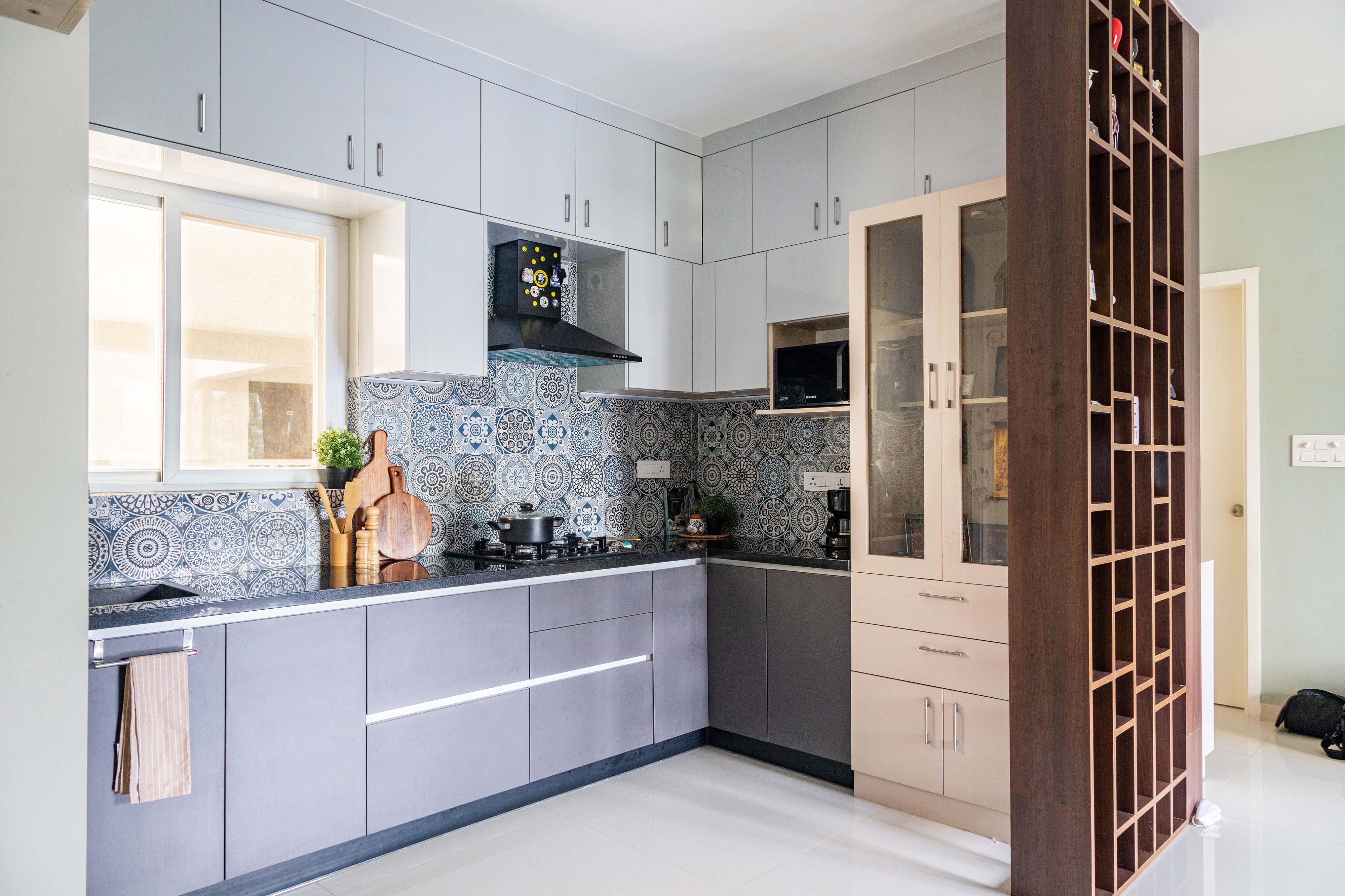 L-Shaped Modular Compact Kitchen Design With Moroccan Backsplash - 10x6 ...