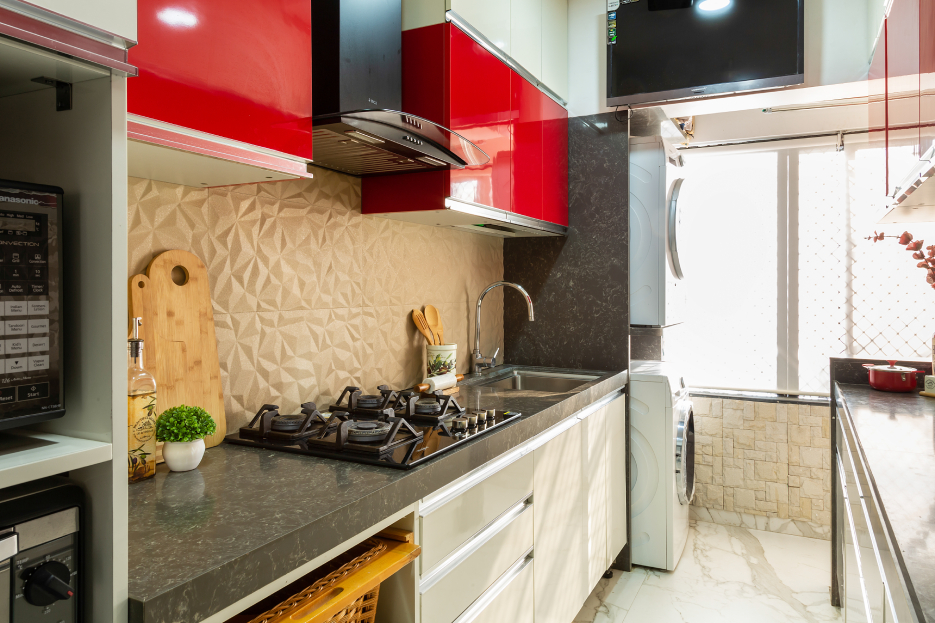 Compact Kitchen Design With A Granite Countertop | Livspace