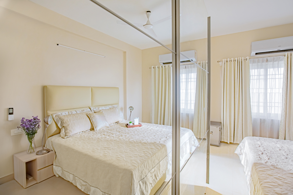 Light-Coloured Wall Paint Design For Bedrooms With A Neutral Palette ...